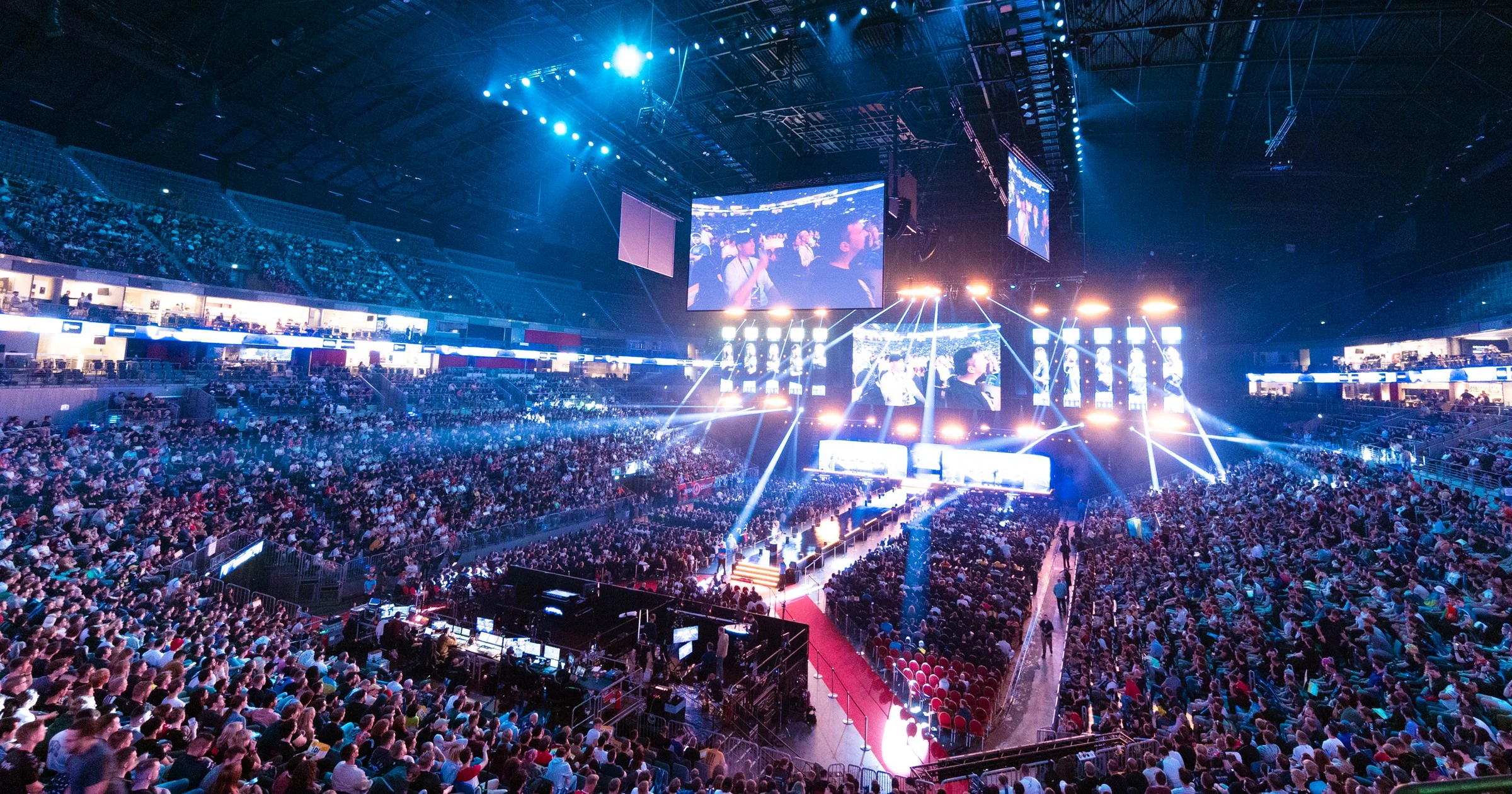 Lanxess Arena podczas wielkiego turnieju Counter-Strike